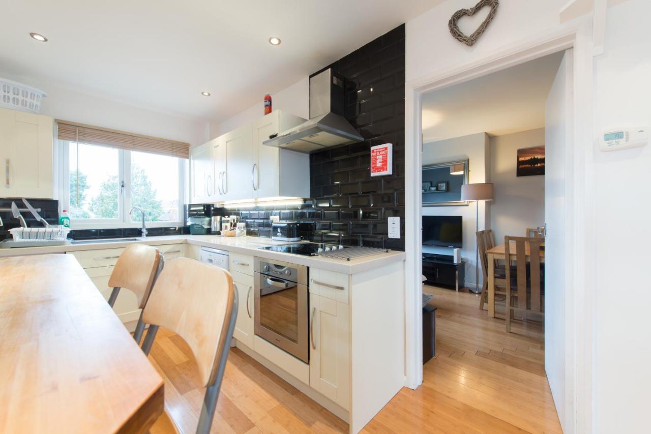 Chesterton Court Apartment Gloucester Bagian luar foto