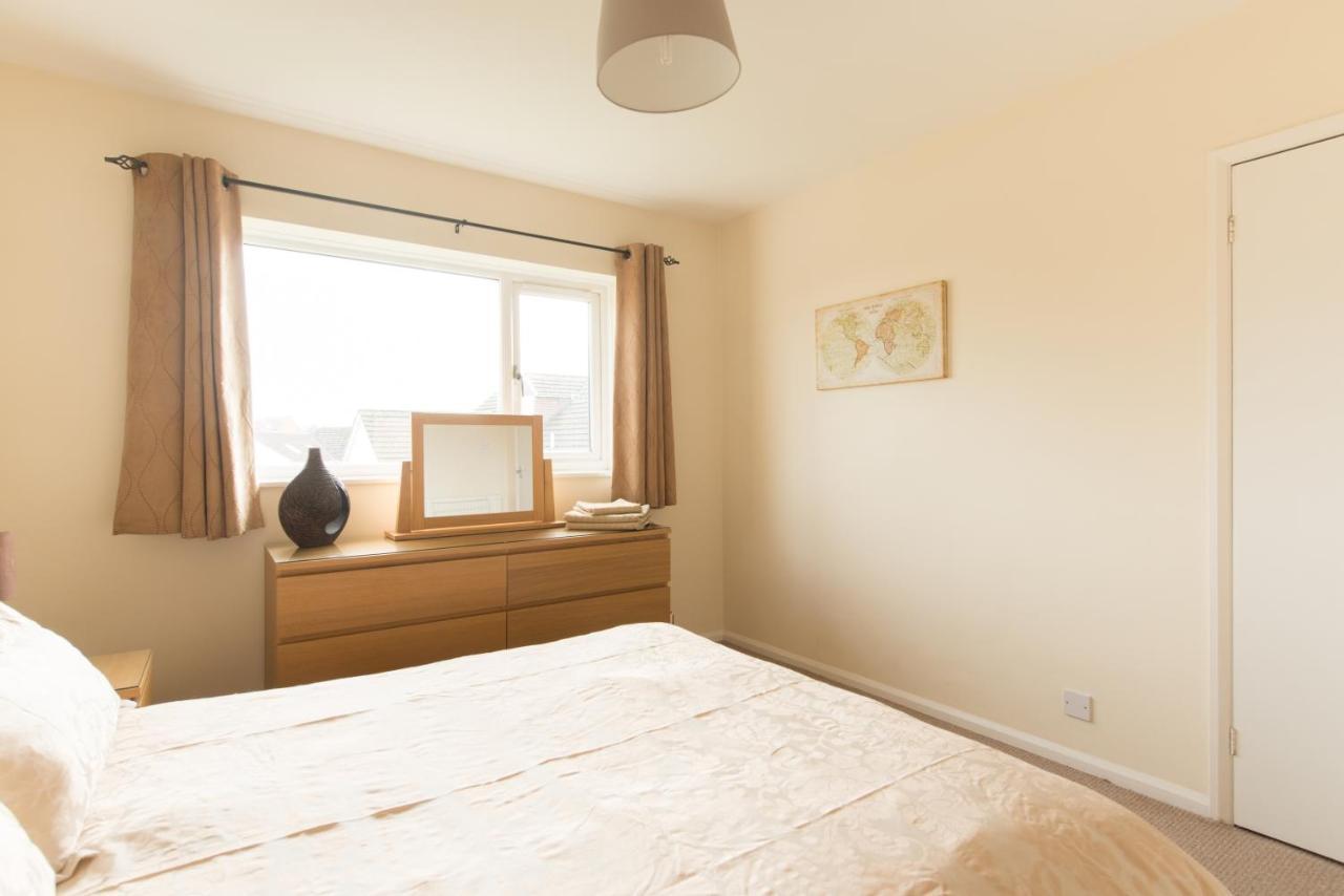 Chesterton Court Apartment Gloucester Bagian luar foto